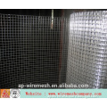 PVC/PE powder coating on rolls of welded wire mesh